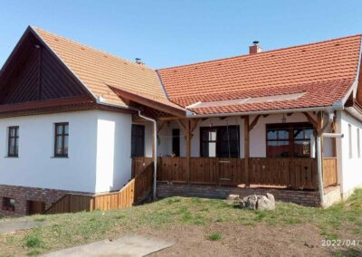 Új építésű falusi családi ház – Gyöngyöstarján